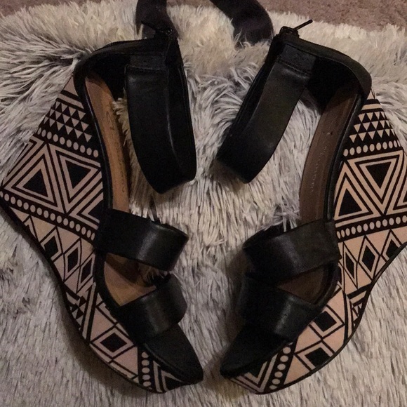 by CL LAUNDRY Shoes - TRIBE DESIGN